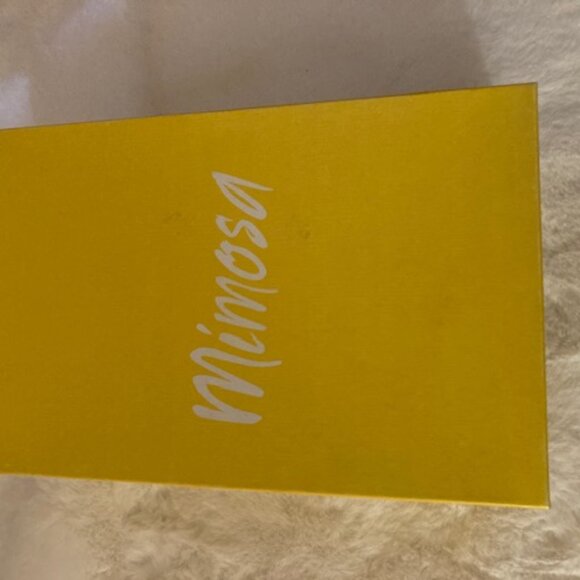 Mimosa Rare Yellow Patent Leather High Heel Pumps (Pre-Owned) - Picture 5 of 5